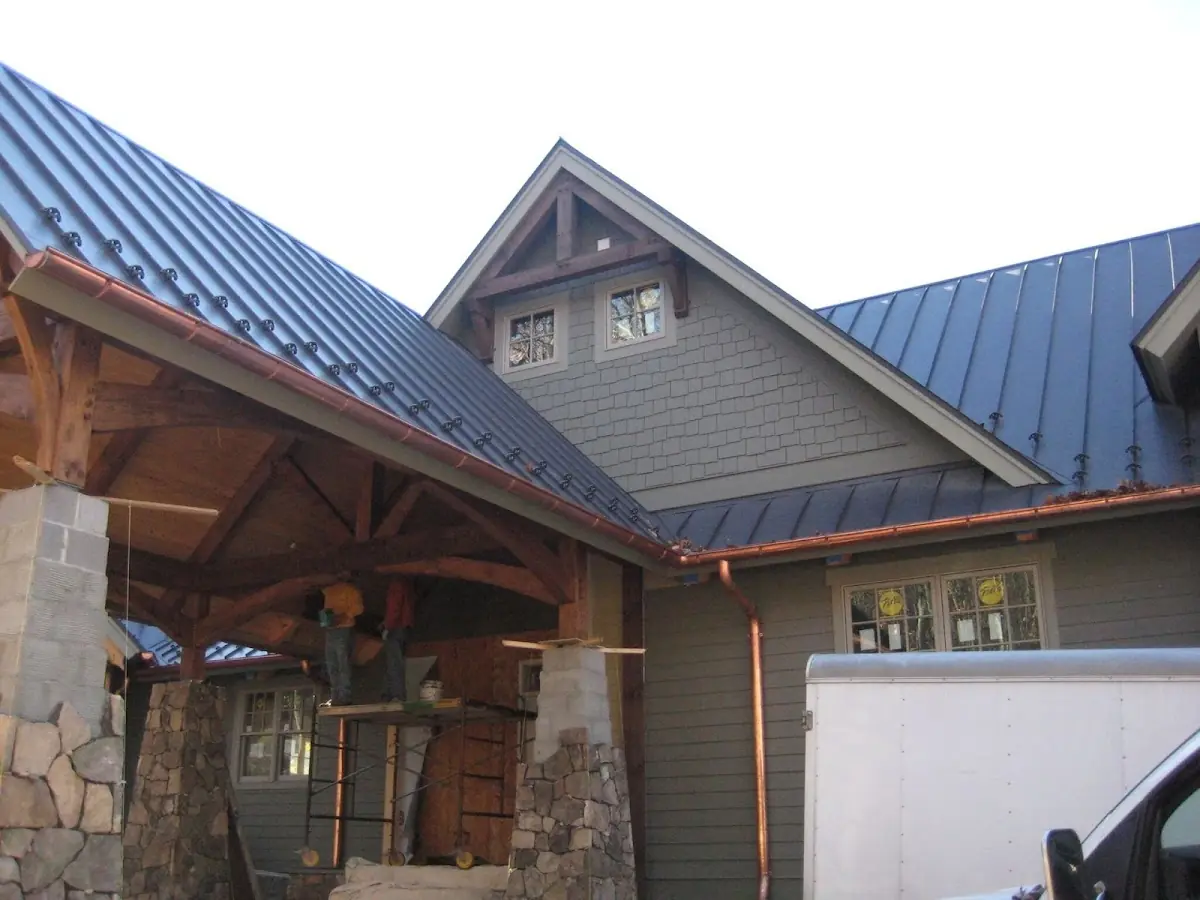 Craftsman Roofing team delivering quality roofing work in Alpharetta